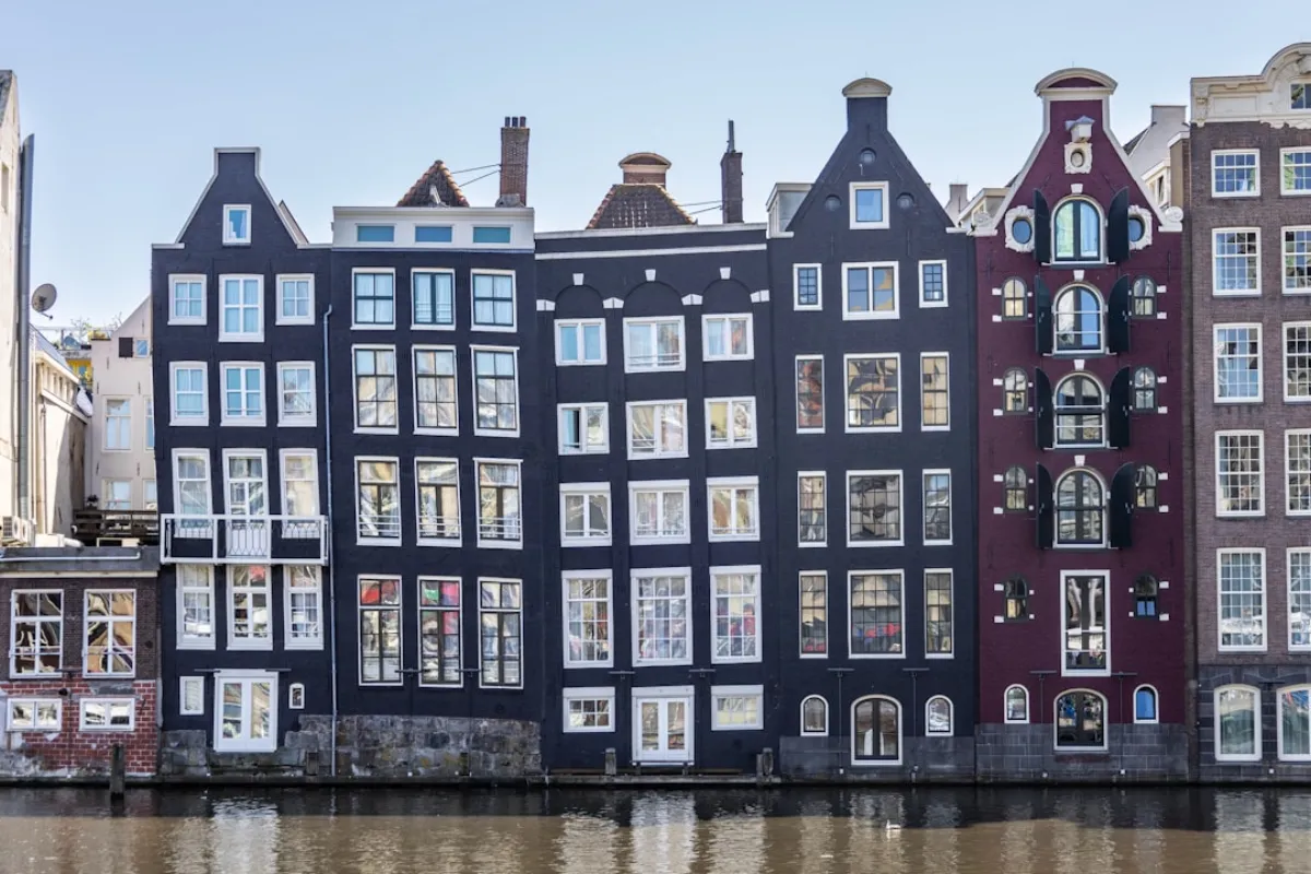 Verduurzamen in Amsterdam: Gids voor Eigenaren en VvE (2026)